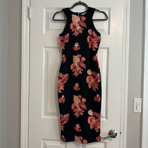 Bodycon midi floral dress